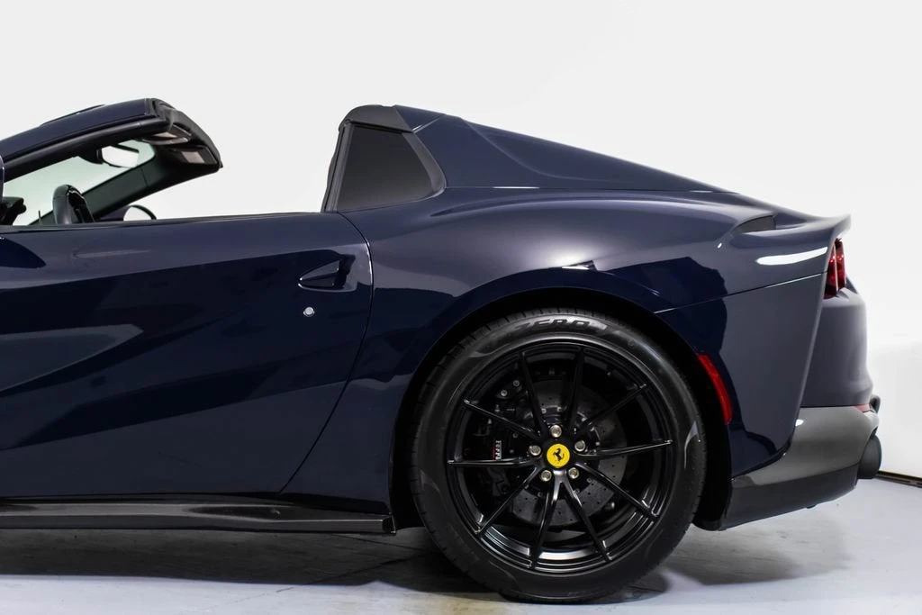 2023 Ferrari 812 GTS - Image 27 of 31