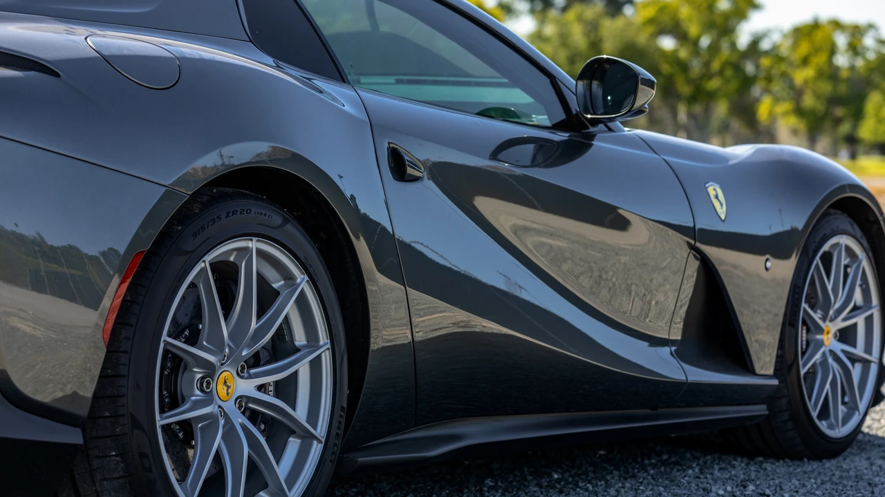 2023 Ferrari 812 GTS - Image 19 of 31