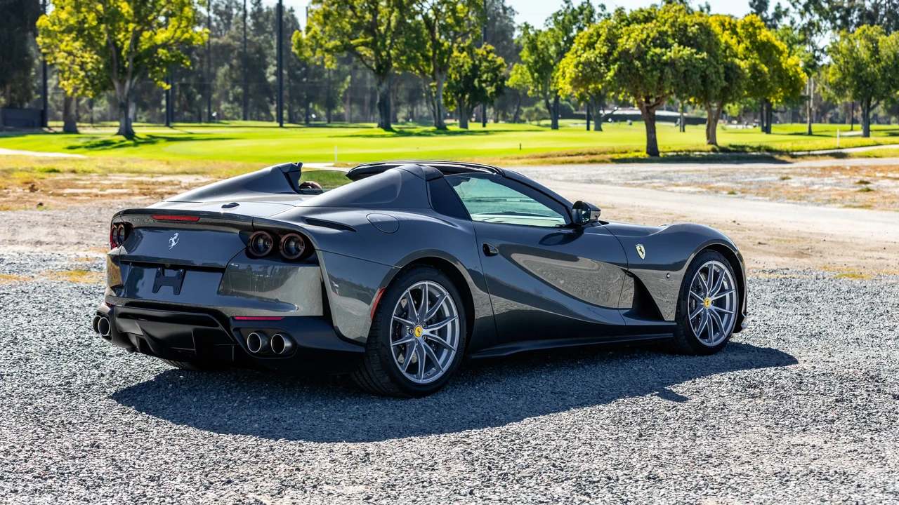 2023 Ferrari 812 GTS - Image 13 of 31