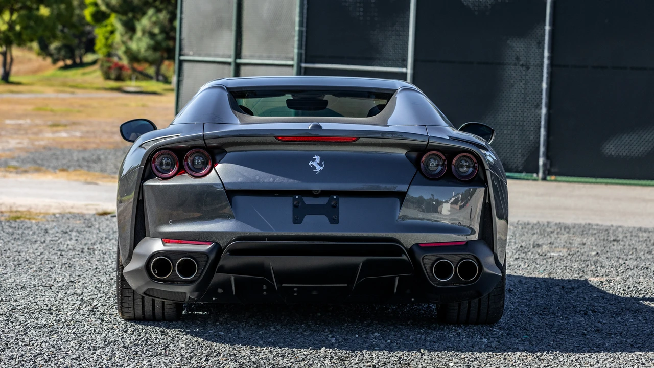 2023 Ferrari 812 GTS - Image 7 of 31