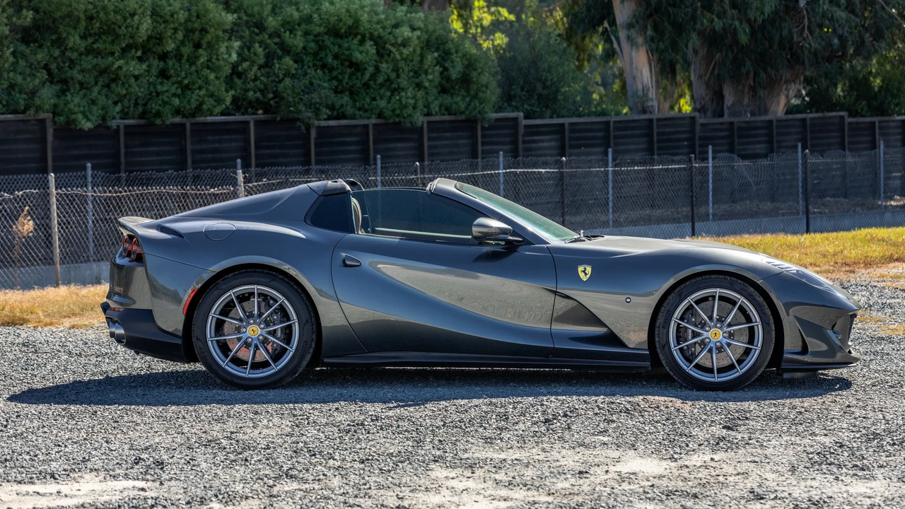 2023 Ferrari 812 GTS - Image 12 of 31