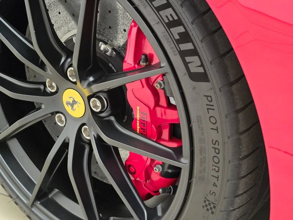 2023 Ferrari 812 GTS - Image 14 of 31