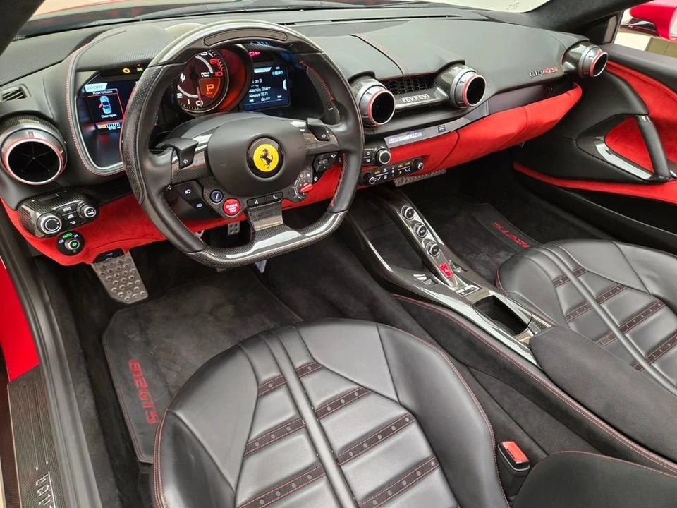 2023 Ferrari 812 GTS - Image 18 of 31