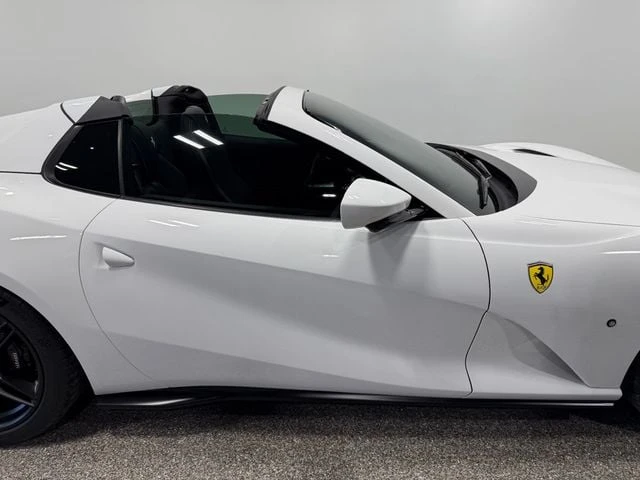2023 Ferrari 812 GTS - Image 6 of 31