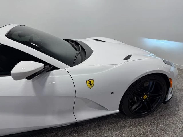 2023 Ferrari 812 GTS - Image 7 of 31