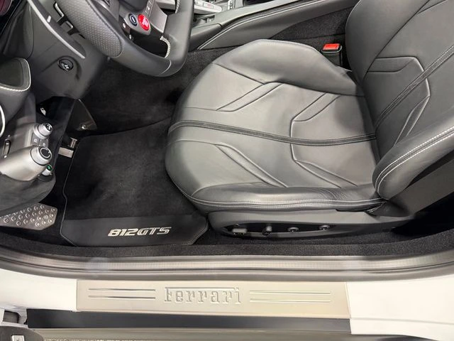2023 Ferrari 812 GTS - Image 23 of 31