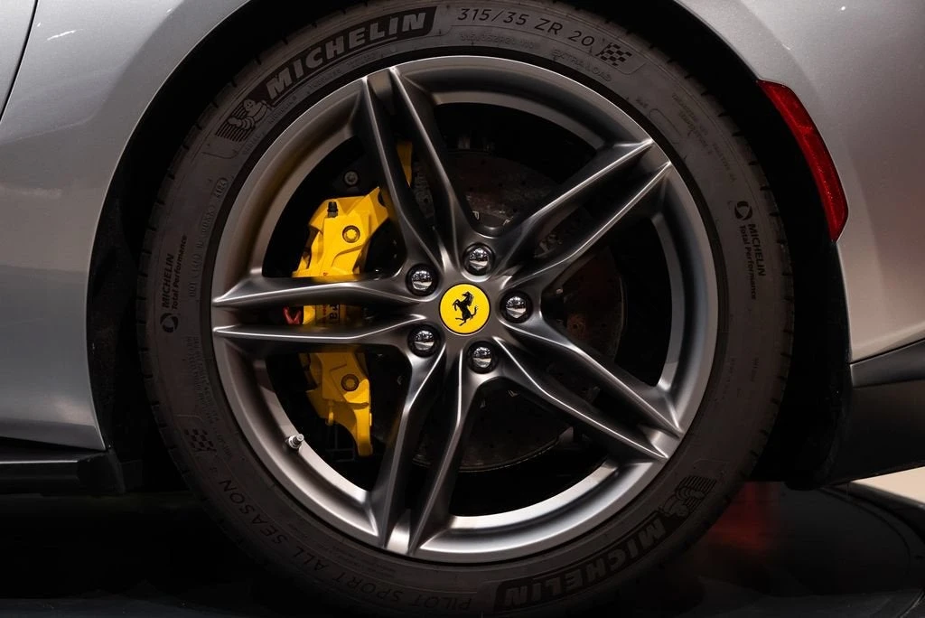 2023 Ferrari 812 GTS - Image 15 of 31