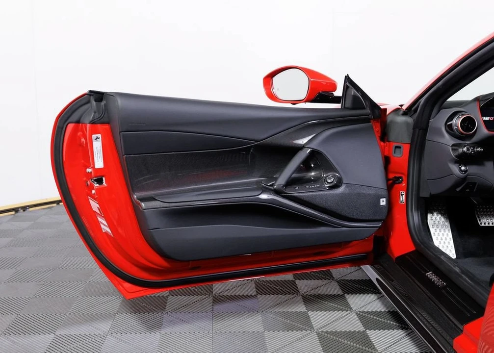 2023 Ferrari 812 GTS - Image 21 of 31