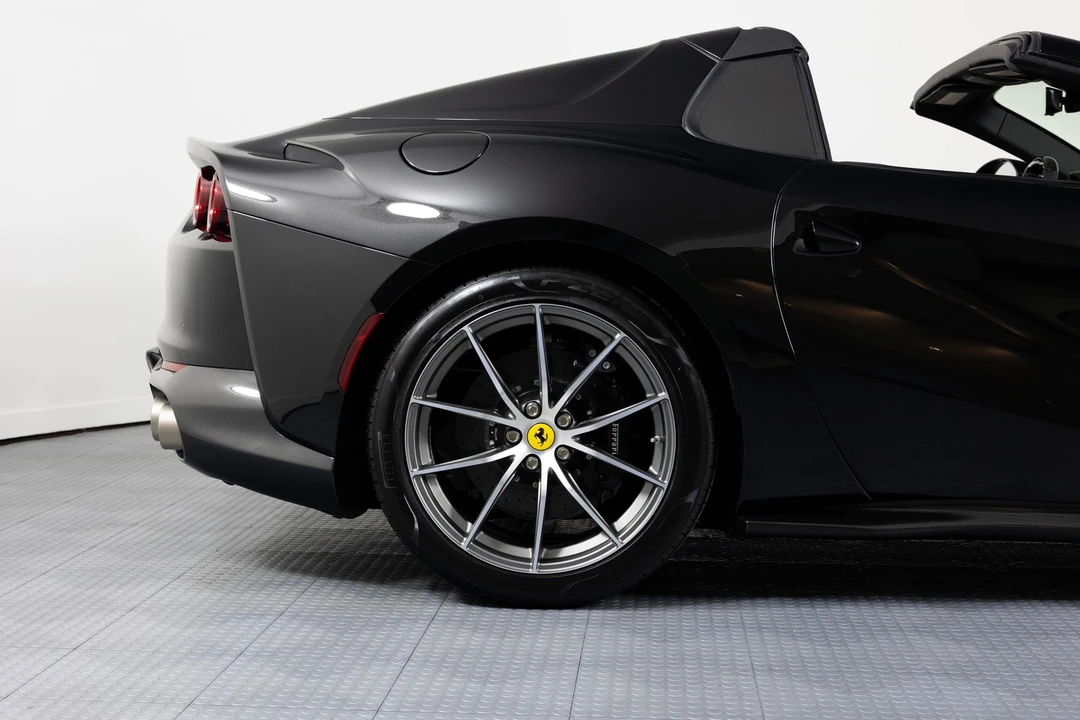 2023 Ferrari 812 GTS - Image 9 of 21