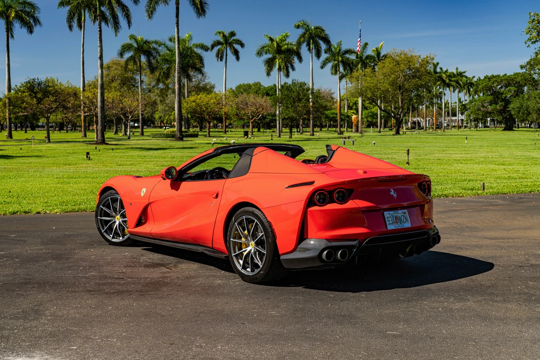 2023 Ferrari 812 GTS - Image 2 of 31