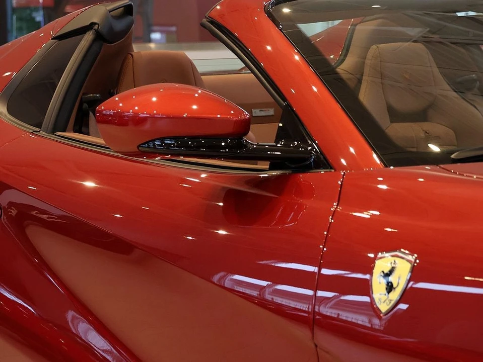 2023 Ferrari 812 GTS - Image 15 of 31