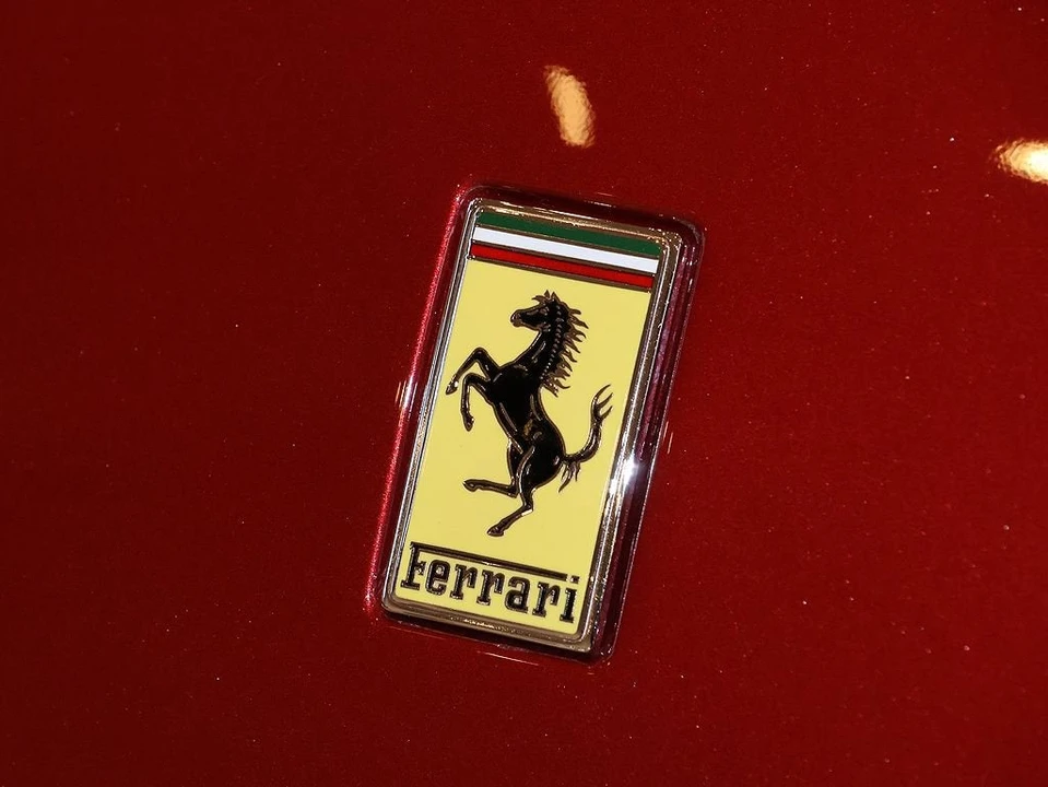 2023 Ferrari 812 GTS - Image 7 of 31