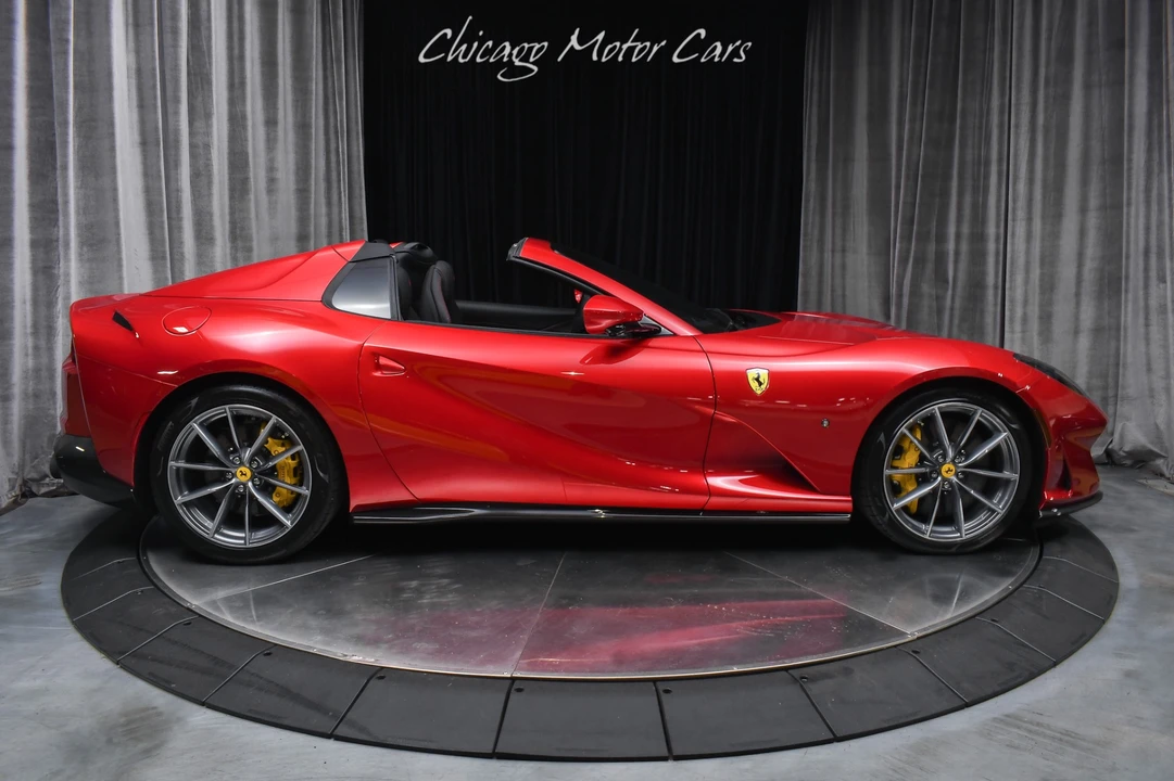 2023 Ferrari 812 GTS - Image 27 of 31