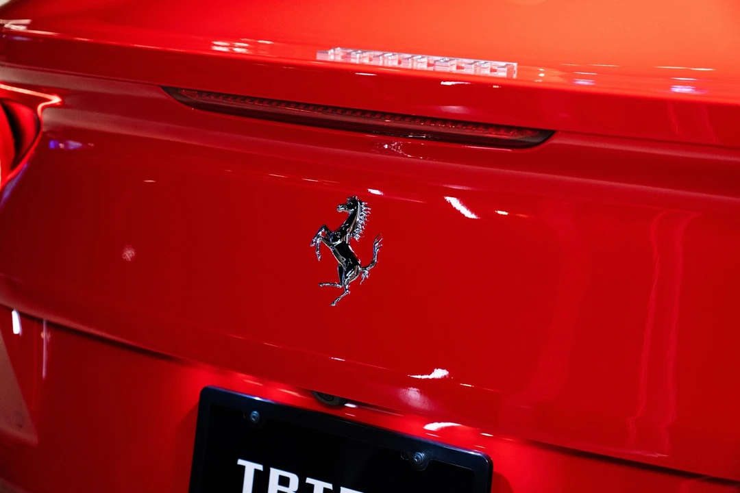 2023 Ferrari 812 GTS - Image 26 of 31