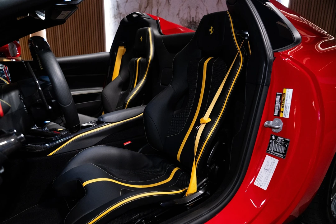 2023 Ferrari 812 GTS - Image 7 of 31