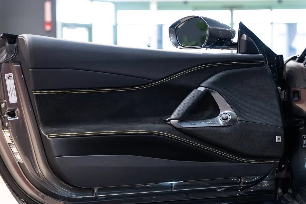 2023 Ferrari 812 GTS - Image 26 of 31