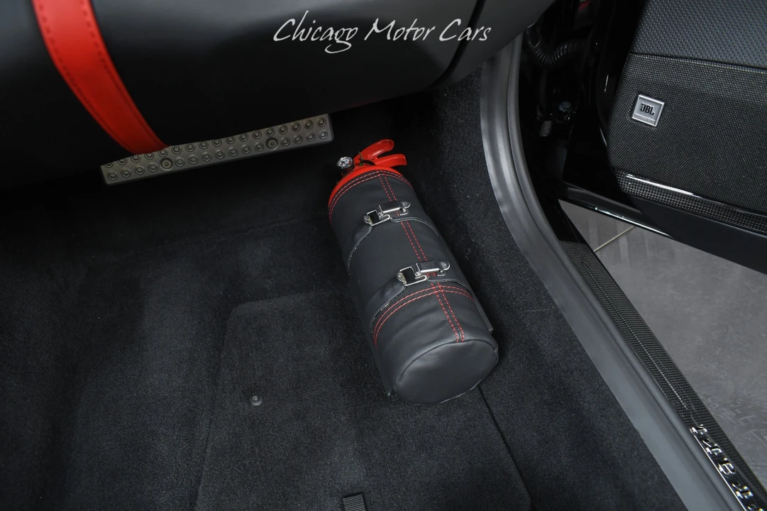 2023 Ferrari 812 GTS - Image 21 of 31