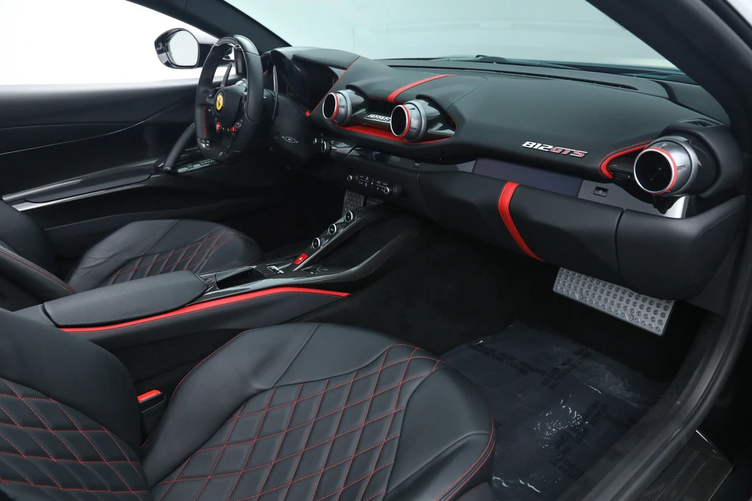 2023 Ferrari 812 GTS - Image 21 of 31