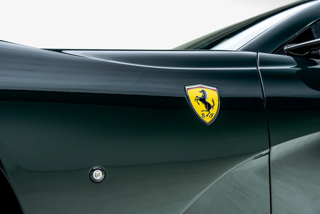 2023 Ferrari 812 GTS - Image 29 of 31