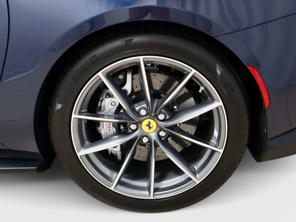 2023 Ferrari 812 GTS - Image 9 of 31
