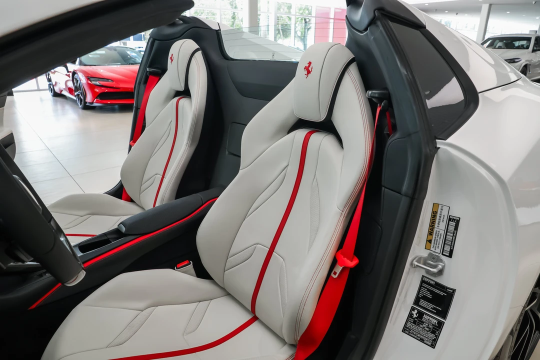 2023 Ferrari 812 GTS - Image 10 of 31