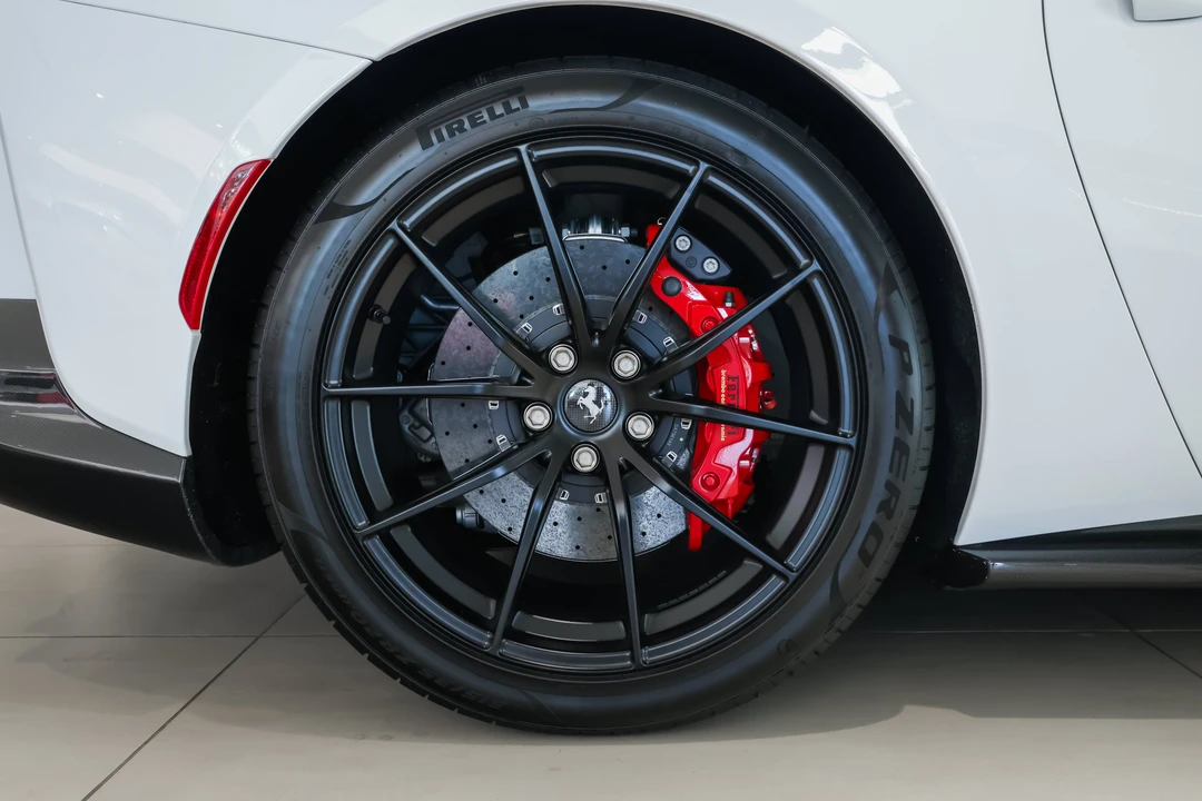 2023 Ferrari 812 GTS - Image 17 of 31