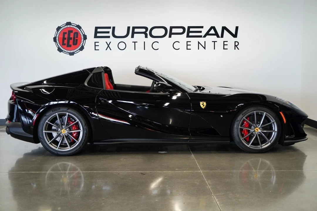 2023 Ferrari 812 GTS - Image 6 of 21