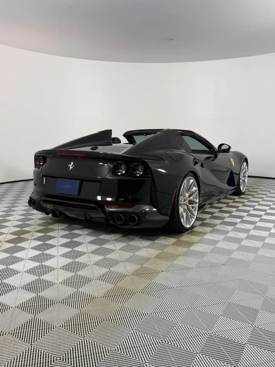 2023 Ferrari 812 - Image 8 of 20