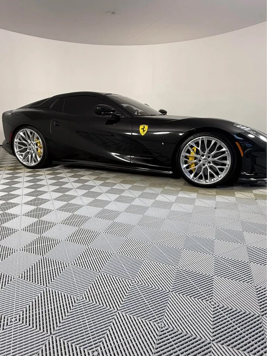 2023 Ferrari 812 - Image 5 of 20