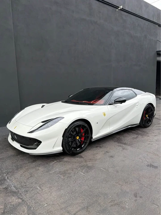 2023 Ferrari 812 GTS - Image 5 of 8