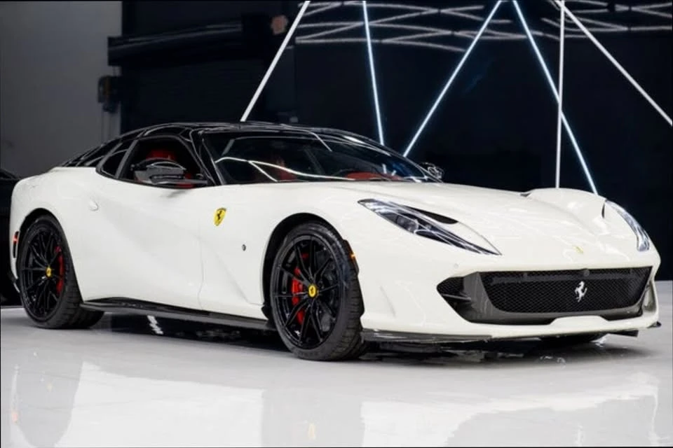 2023 Ferrari 812 GTS - Image 9 of 19