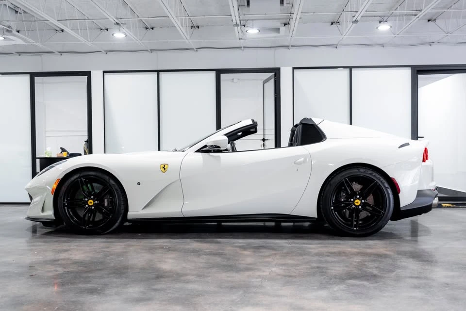 2023 Ferrari 812 GTS - Image 2 of 7