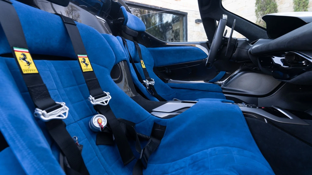 2023 Ferrari Daytona SP3 - Image 7 of 31