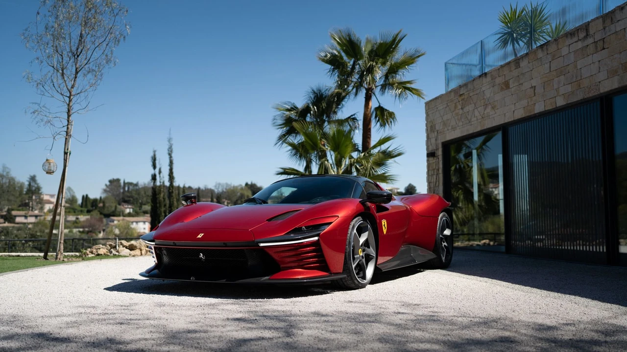 2023 Ferrari Daytona SP3 - Image 22 of 31