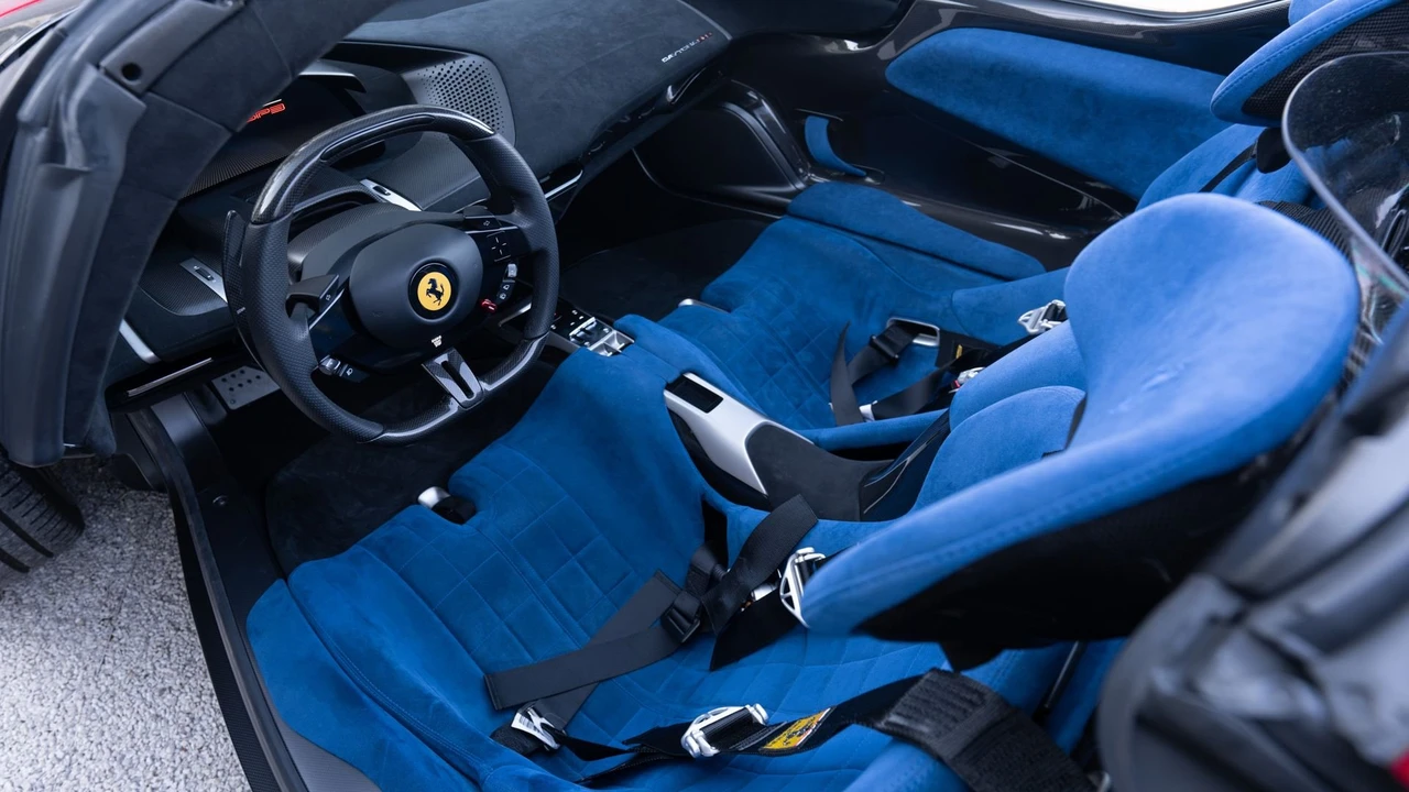 2023 Ferrari Daytona SP3 - Image 6 of 31