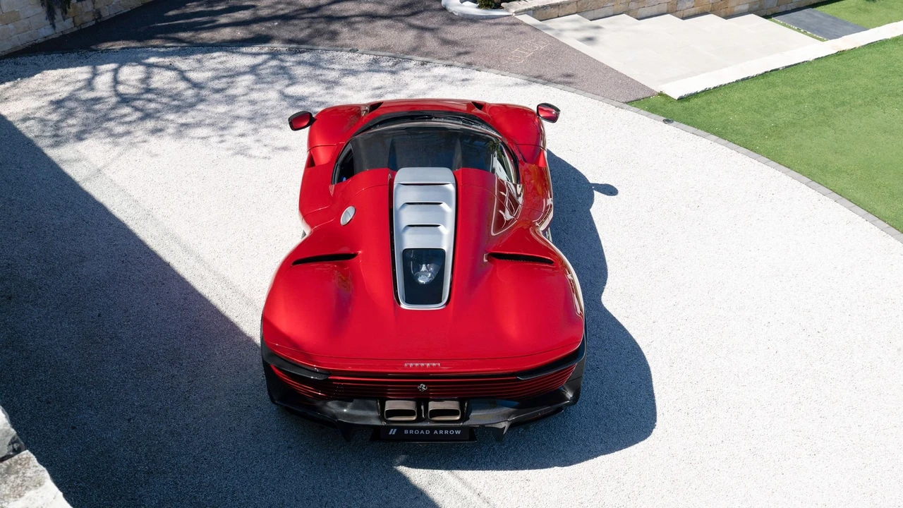 2023 Ferrari Daytona SP3 - Image 2 of 31