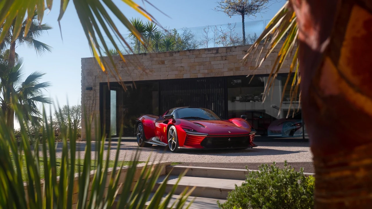 2023 Ferrari Daytona SP3 - Image 20 of 31