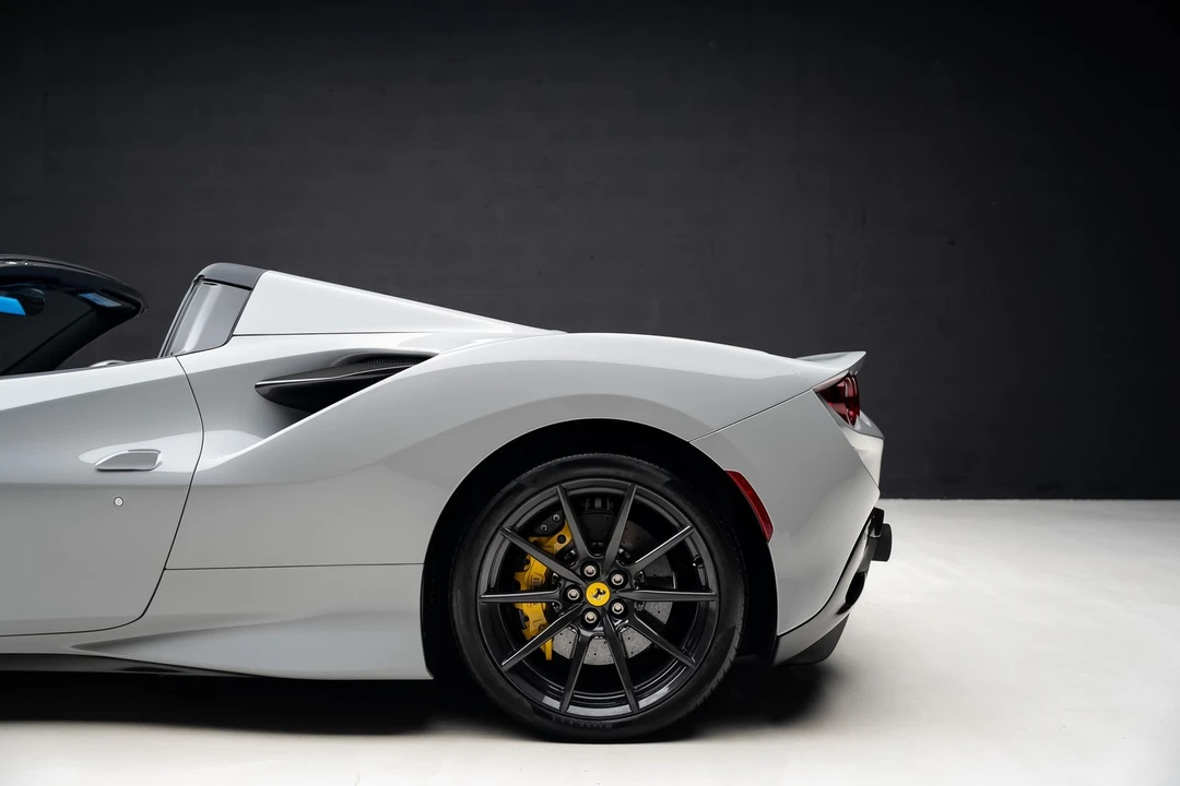 2023 Ferrari F8 Spider - Image 25 of 31