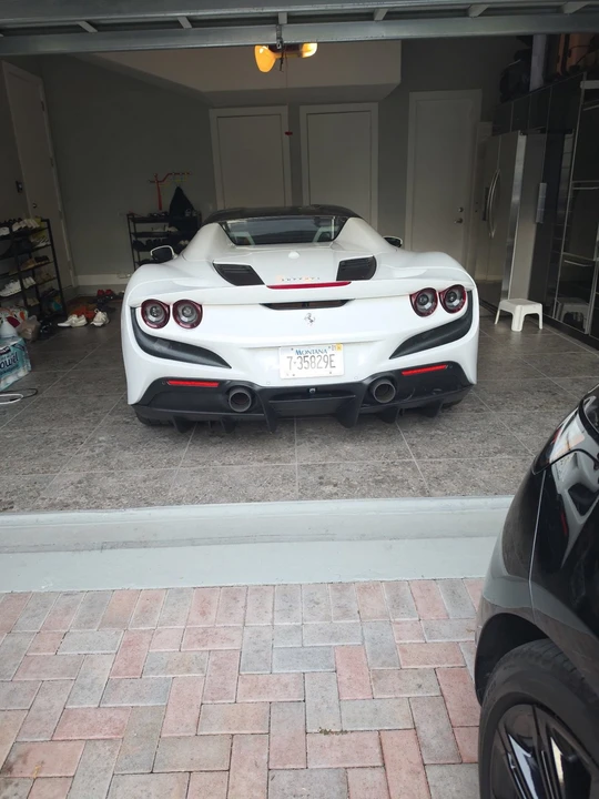2023 Ferrari F8 Spider - Image 6 of 9
