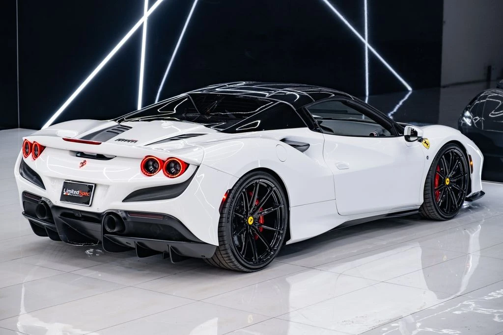 2023 Ferrari F8 Spider - Image 28 of 31