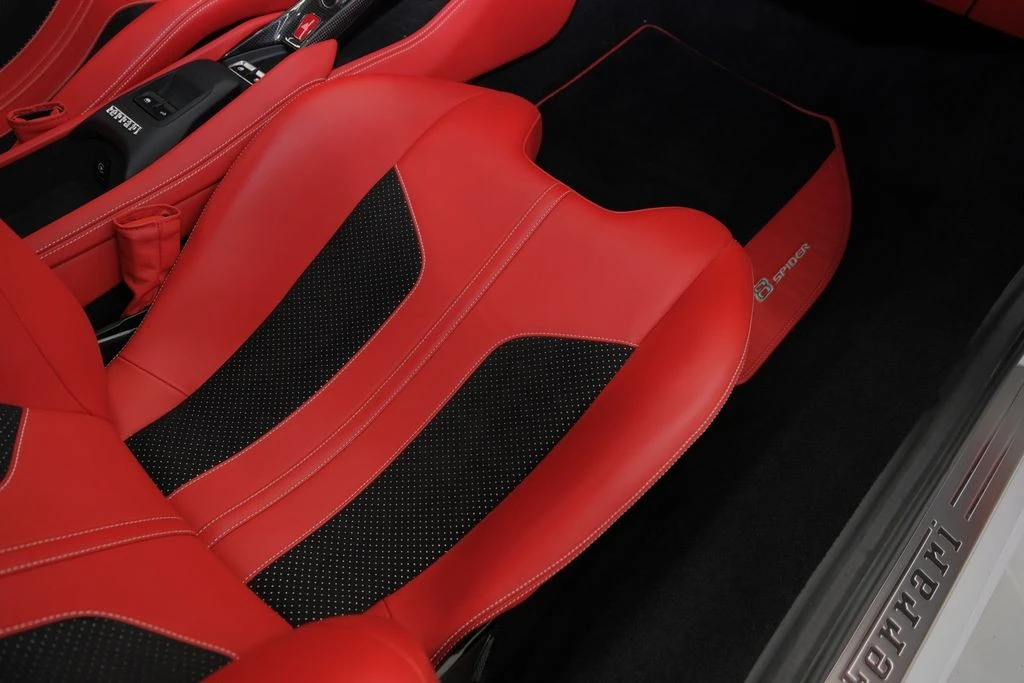 2023 Ferrari F8 Spider - Image 21 of 31