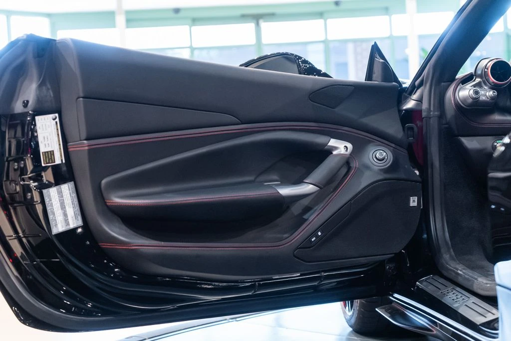 2023 Ferrari F8 Spider - Image 25 of 31