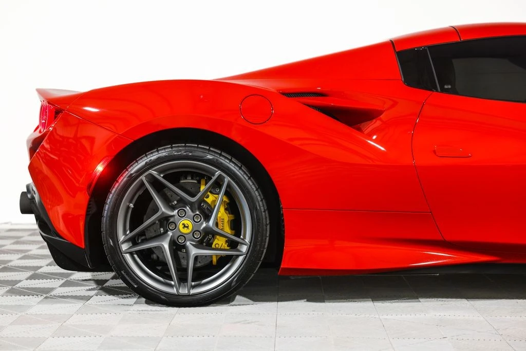 2023 Ferrari F8 Spider - Image 3 of 31