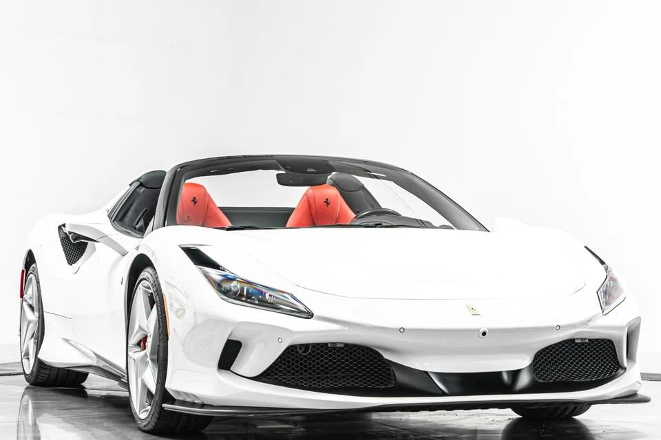 2023 Ferrari F8 Spider - Image 2 of 14