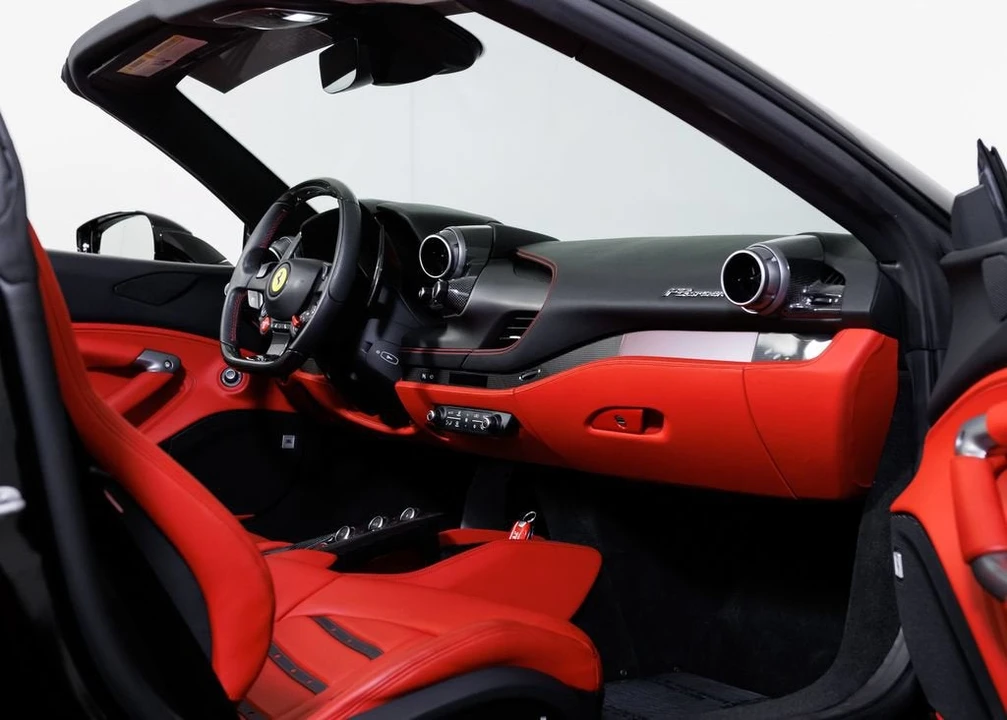 2023 Ferrari F8 Spider - Image 25 of 31