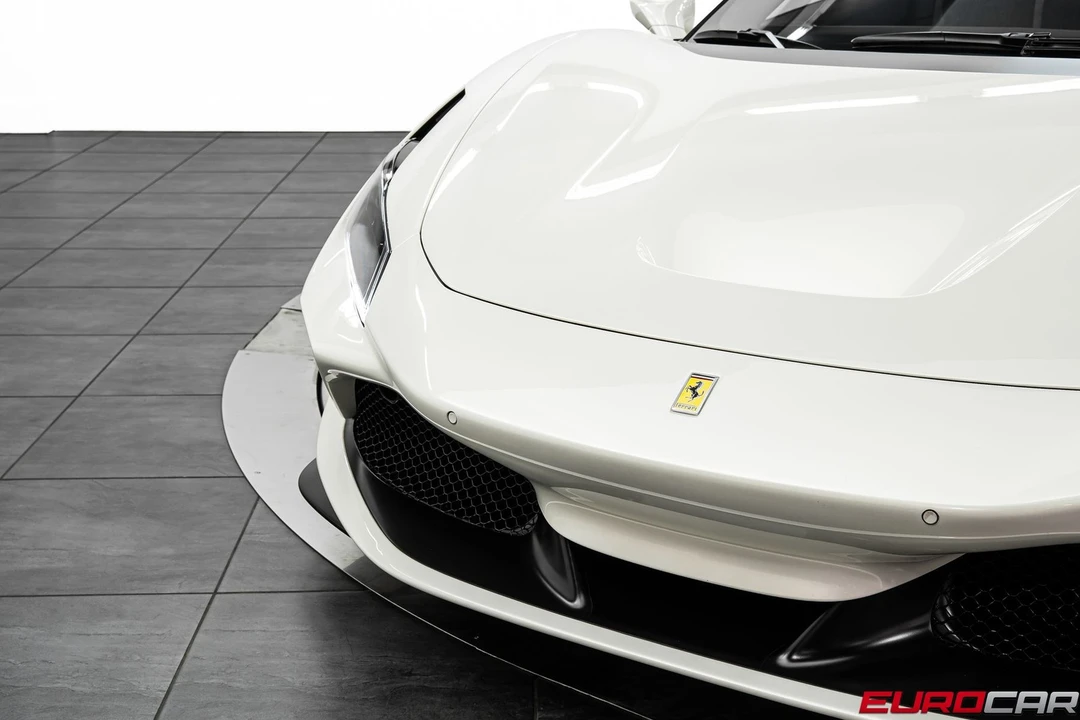 2023 Ferrari F8 Spider - Image 14 of 31