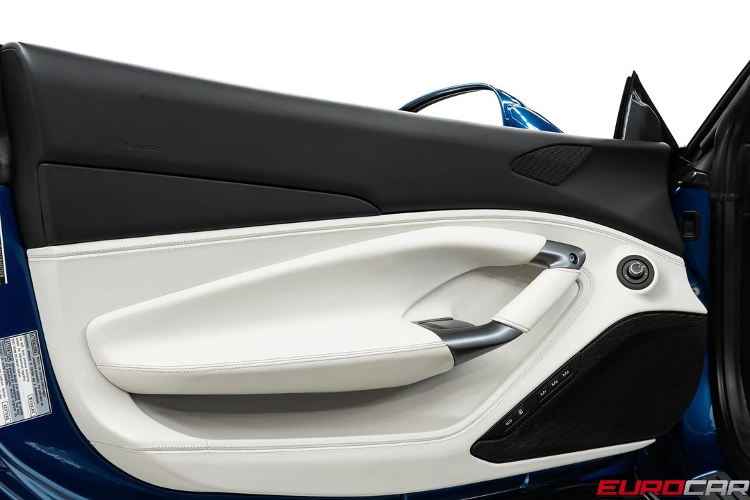 2023 Ferrari F8 Spider - Image 30 of 31