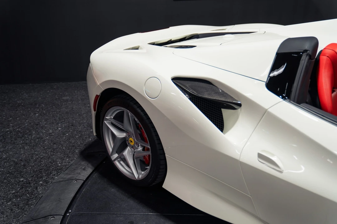 2023 Ferrari F8 Spider - Image 7 of 31