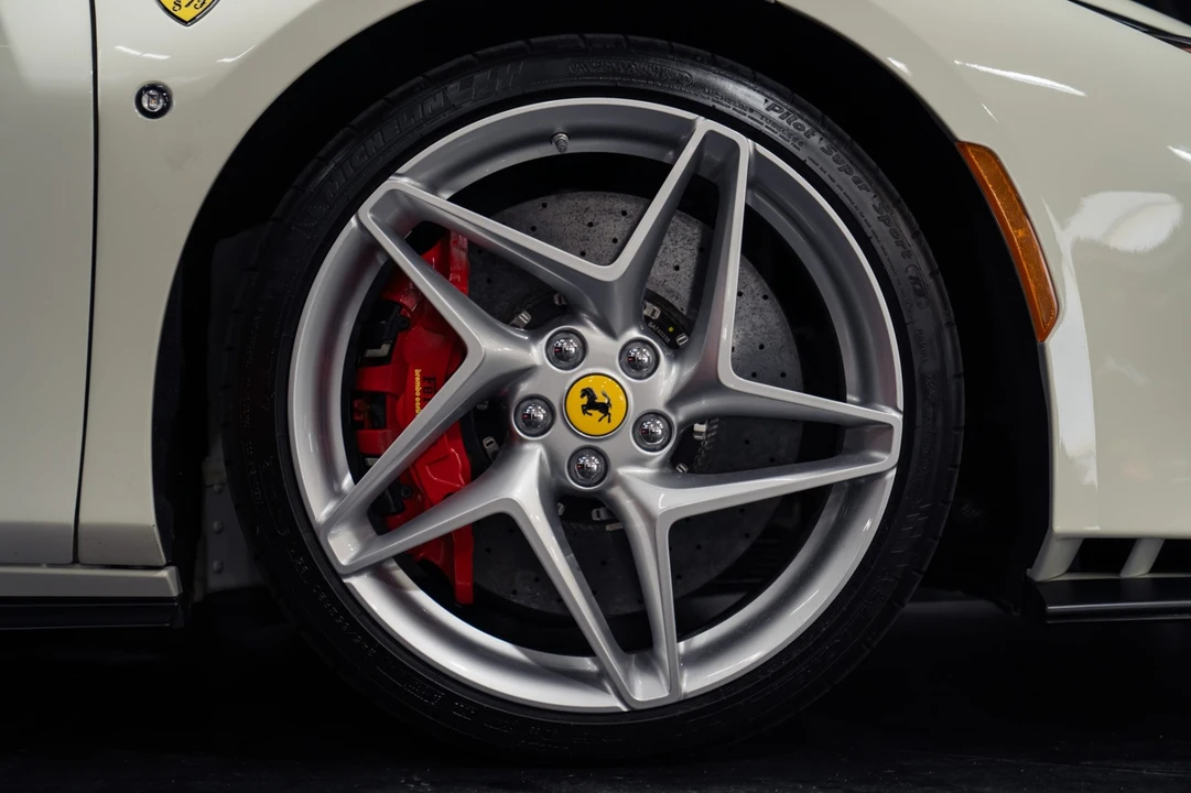 2023 Ferrari F8 Spider - Image 5 of 31