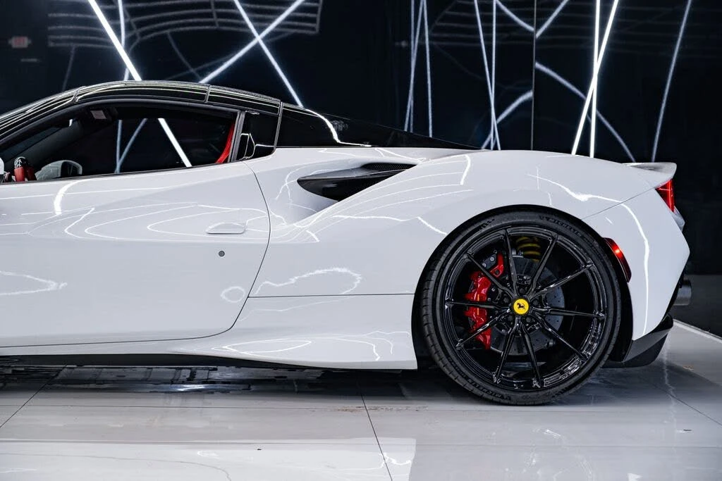 2023 Ferrari F8 Spider - Image 12 of 31